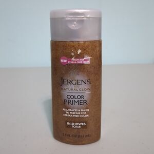 Jergens Natural Glow Color Primer In Shower Scrub 5.5 fl oz / 162 ml